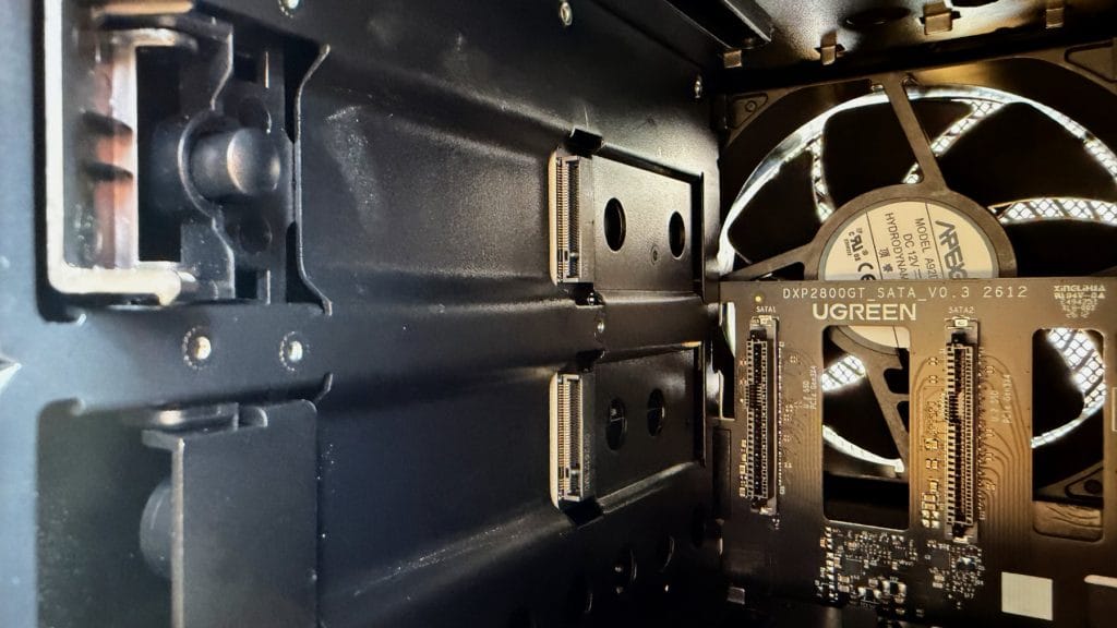 UGREEN NAS GT 6