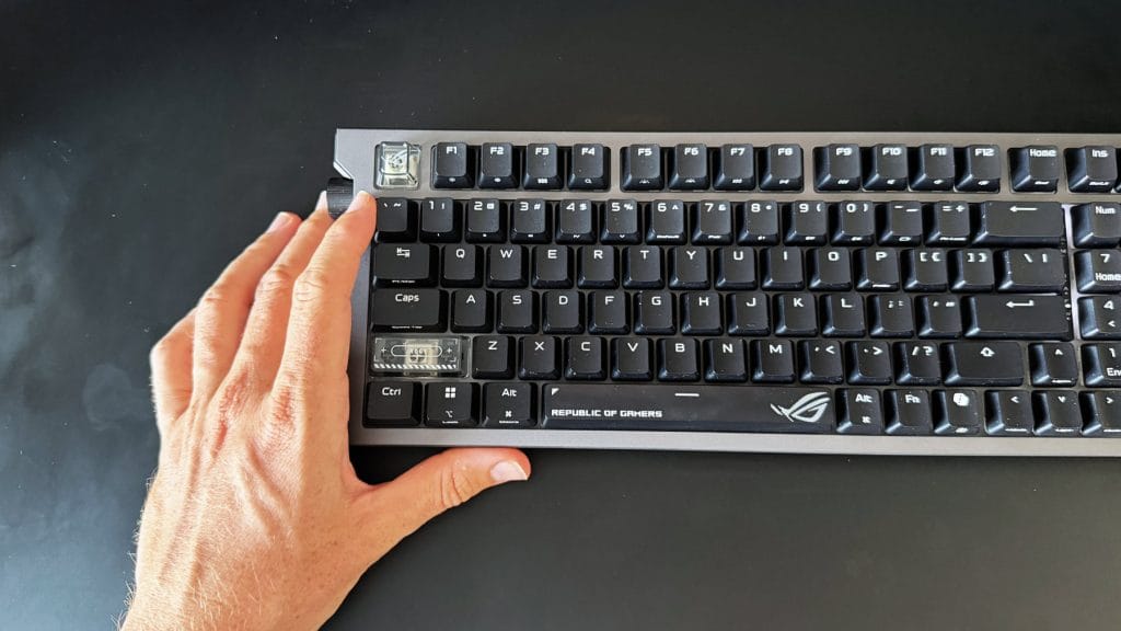 ROG Strix Morph 4