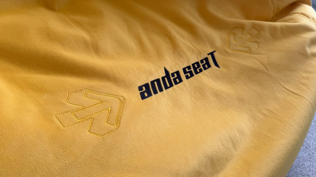 AndaSeat Minions BeanBag 2